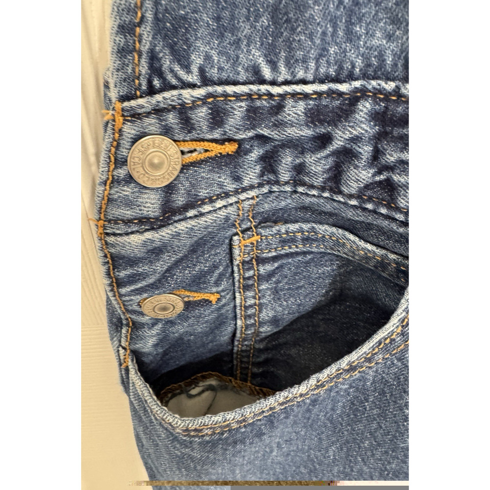 Levi's Women's Sz M Denim Bib Overalls Blue Jeans Straight Leg 30" Waist - Picture 5 of 10